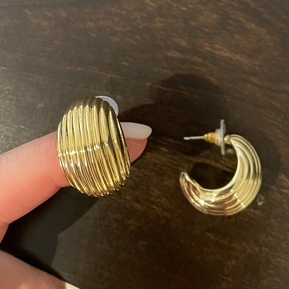Chunky Vintage Inspired Gold Hoop Earrings